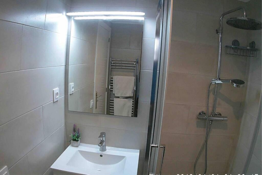 La Gaviota Apartment, In The Heart Of The Port ฮาเวอา ภายนอก รูปภาพ