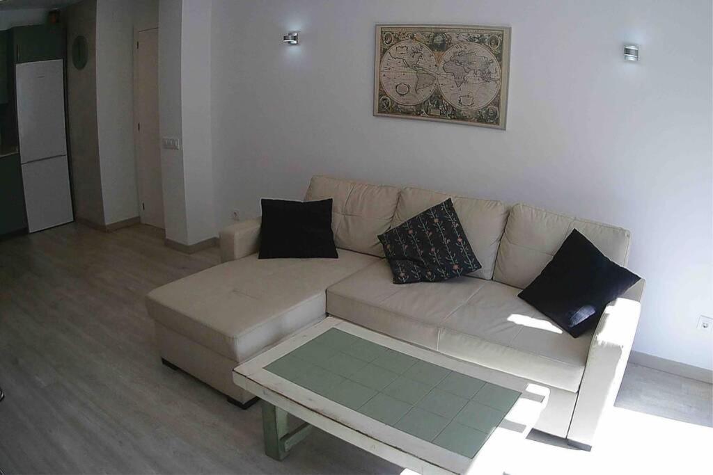La Gaviota Apartment, In The Heart Of The Port ฮาเวอา ภายนอก รูปภาพ